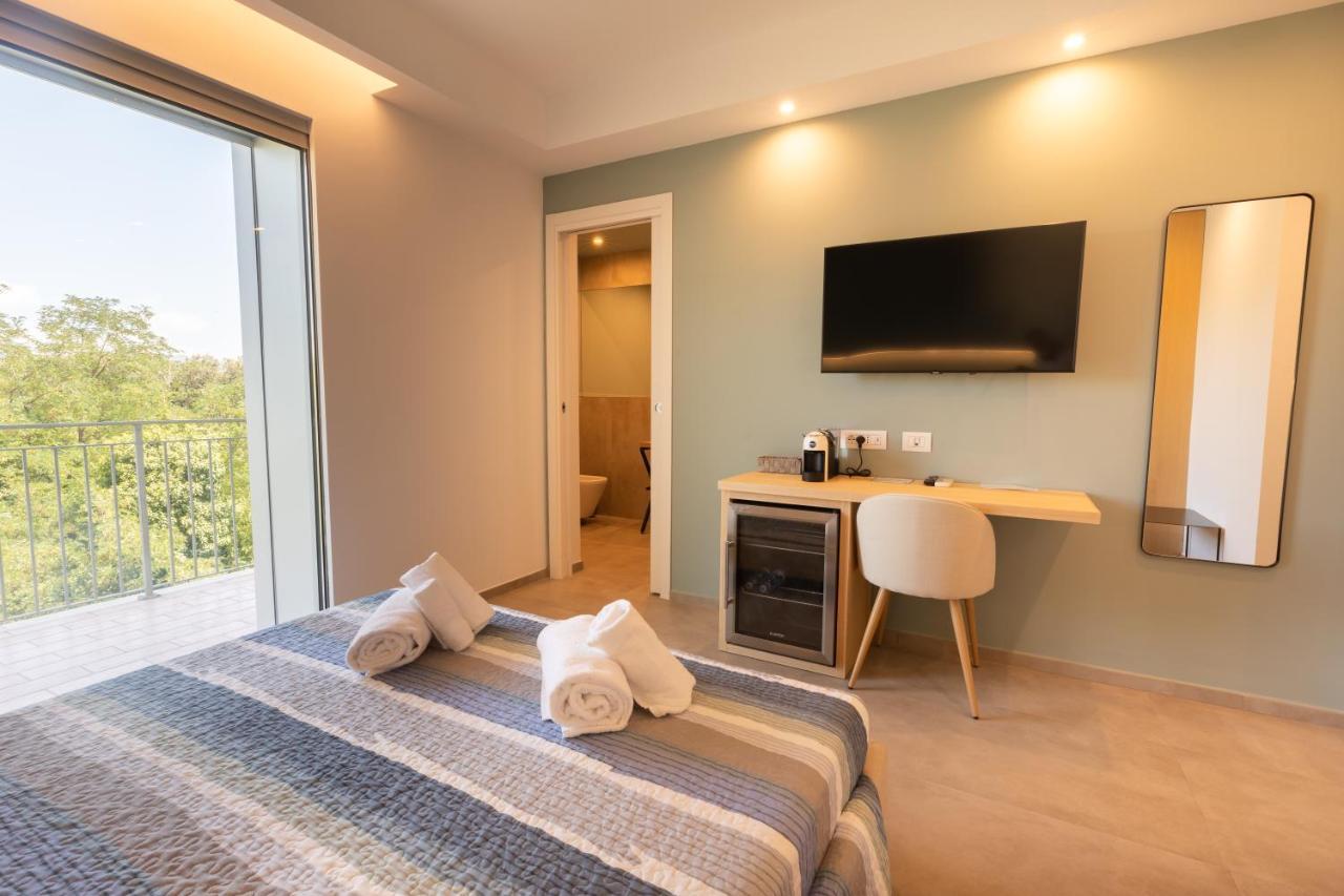 Molo Brin Rooms & Suites Olbia Exterior photo